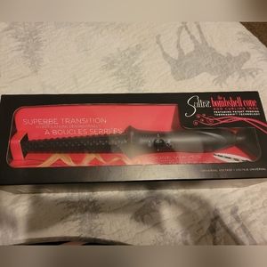 Sultry bombshell cone curling iron NIB
